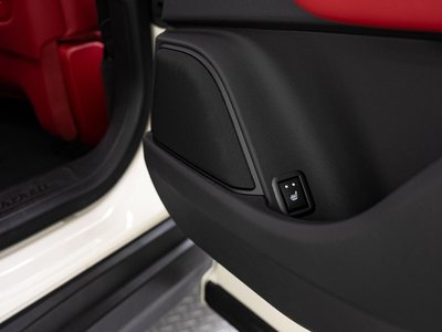 MASERATI LEVANTE - 8