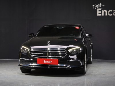 MERCEDES-BENZ E-CLASS - 2