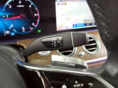 MERCEDES-BENZ E-CLASS - 9