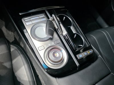 GENESIS G80 (RG3) - 9