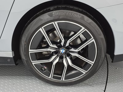 صورة 8 لـ 2025 BMW 7 SERIES