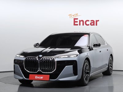 BMW 7 SERIES - 1