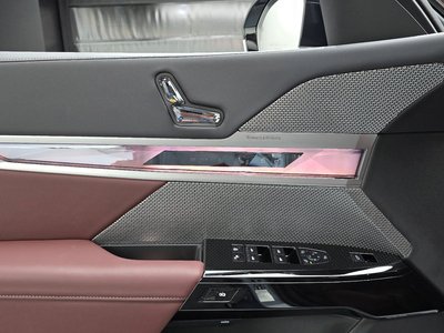 2025 BMW 7 SERIES — миниатюра 17