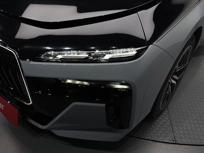 صورة 10 لـ 2025 BMW 7 SERIES