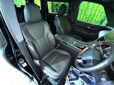 2025 TOYOTA ALPHARD photo 8