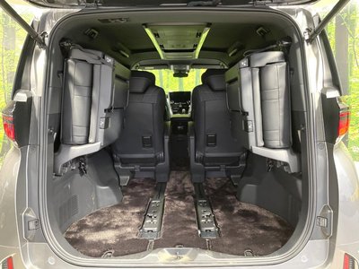 صورة مصغرة 76 لـ 2025 Toyota VELLFIRE