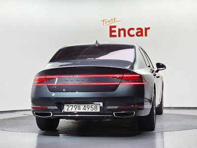صورة 4 لـ 2022 Genesis G90 (RS4)