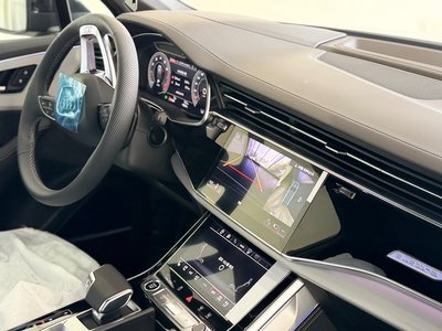 AUDI Q7 - 7