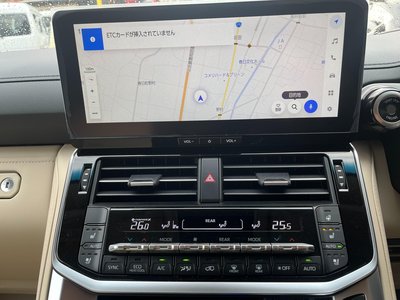 TOYOTA LAND CRUISER 300 - 10