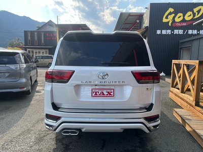 TOYOTA LAND CRUISER 300 - 6