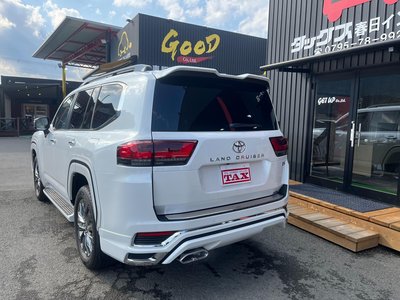 TOYOTA LAND CRUISER 300 - 5