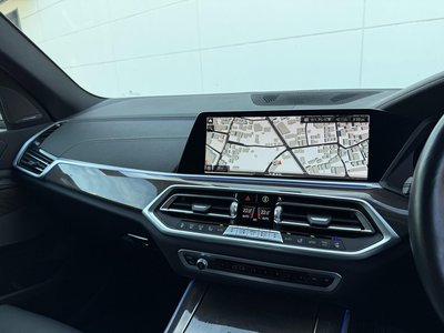 2023 BMW X5 — миниатюра 30