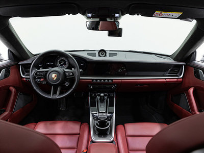 صورة 5 لـ 2023 Porsche 911