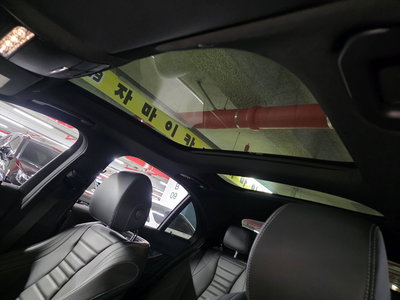 MERCEDES-BENZ E-CLASS - 6