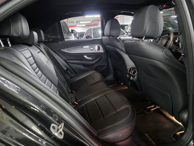 MERCEDES-BENZ E-CLASS - 9