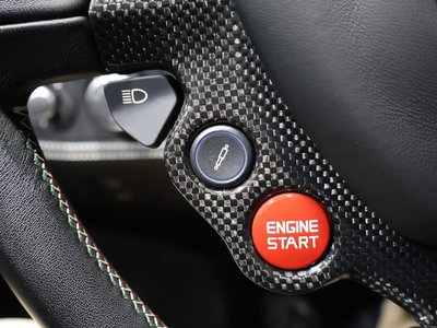 صورة مصغرة 25 لـ 2013 Ferrari 458 ITALIA