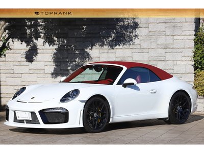 PORSCHE 911 CABRIOLET