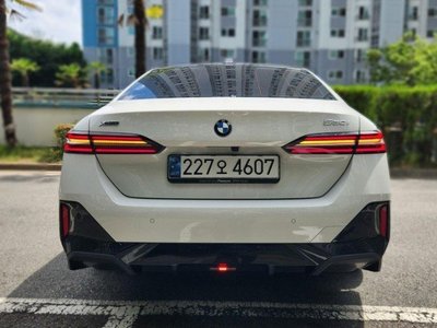 BMW 5 SERIES - 3