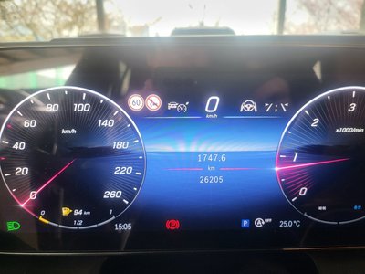 MERCEDES-BENZ GLC - 9