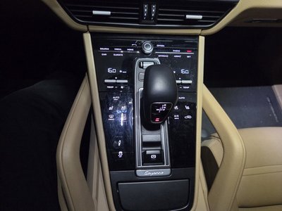 2019 Porsche CAYENNE 照片 4