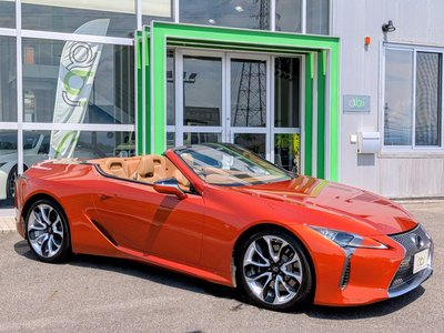 صورة 15 لـ 2021 Lexus LC CONVERTIBLE