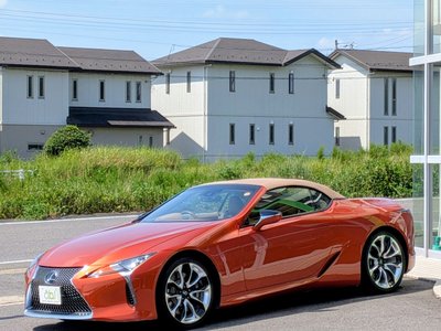 صورة 13 لـ 2021 Lexus LC CONVERTIBLE
