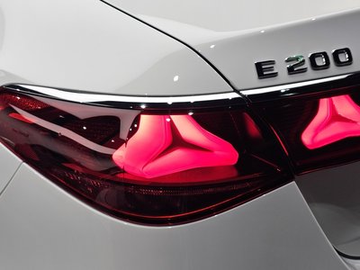 2026 Mercedes-BENZ E-CLASS 照片 10