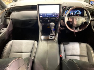 TOYOTA ALPHARD - 2