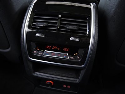 صورة مصغرة 41 لـ 2023 BMW X7