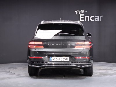 صورة 4 لـ 2024 Genesis GV80