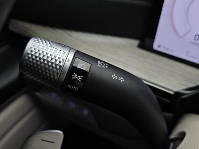 2024 Genesis GV80 — миниатюра 35