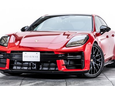 PORSCHE PANAMERA - 1