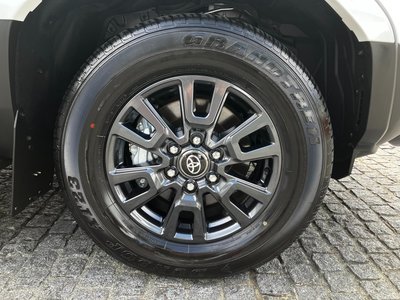 TOYOTA LAND CRUISER 250 - 8