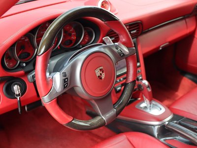 صورة مصغرة 32 لـ 2010 Porsche 911