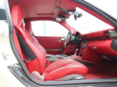 صورة مصغرة 18 لـ 2010 Porsche 911