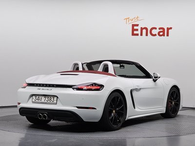2017 Porsche 718 — фото 5