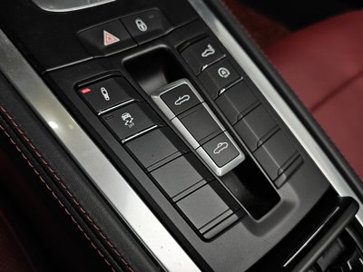 2017 Porsche 718 缩略图 15