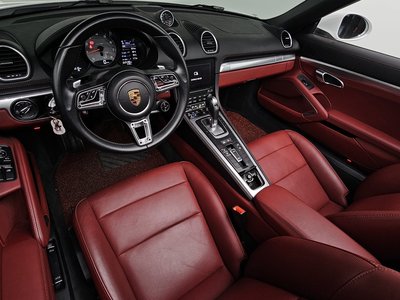 2017 Porsche 718 — фото 4