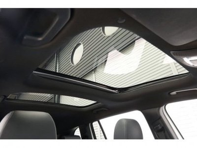 MERCEDES-BENZ GLB AMG - 6