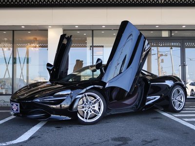 MCLAREN 720S SPIDER