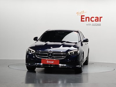 MERCEDES-BENZ E-CLASS - 2