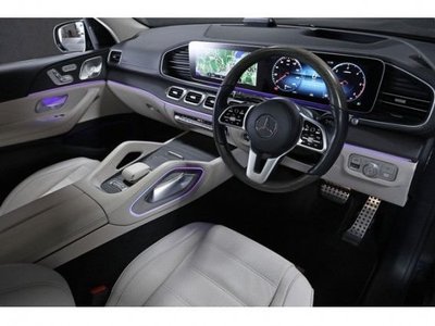 MERCEDES-BENZ GLS - 8