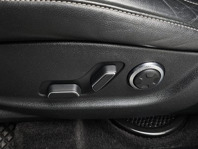 2022 Genesis GV80 thumbnail 33
