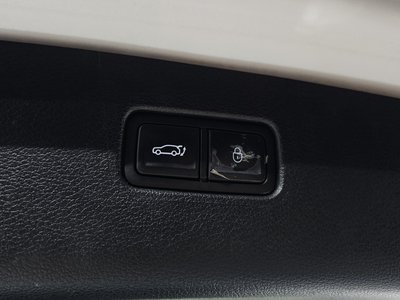 2022 Genesis GV80 thumbnail 30