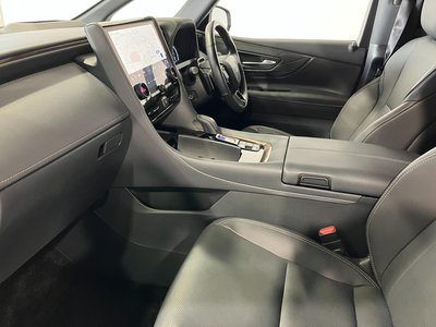 2024 TOYOTA ALPHARD photo 9