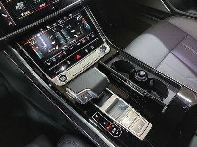 2023 AUDI A8 — миниатюра 14