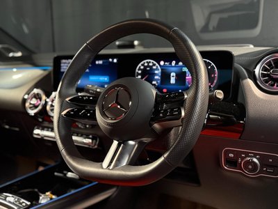 MERCEDES-BENZ GLA - 5