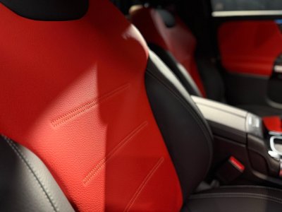 MERCEDES-BENZ GLA - 7