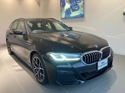 BMW 5 SERIES TOURING - 1
