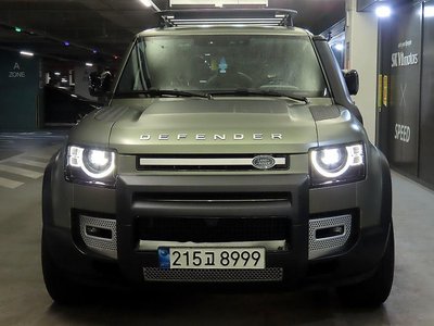 LAND ROVER DEFENDER - 5